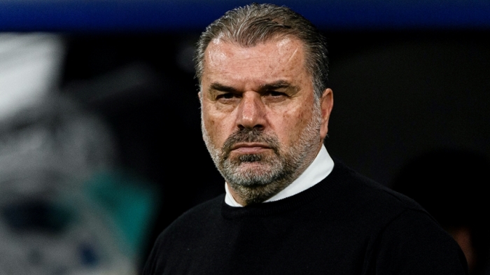 Postecoglou stoi w obronie drużyny pomimo porażki