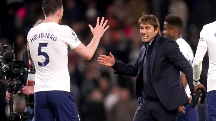 Podcast: Pasja Conte i wygrana z Leeds