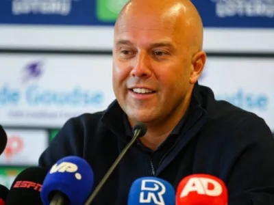 Arne Slot ciąg dalszy...
