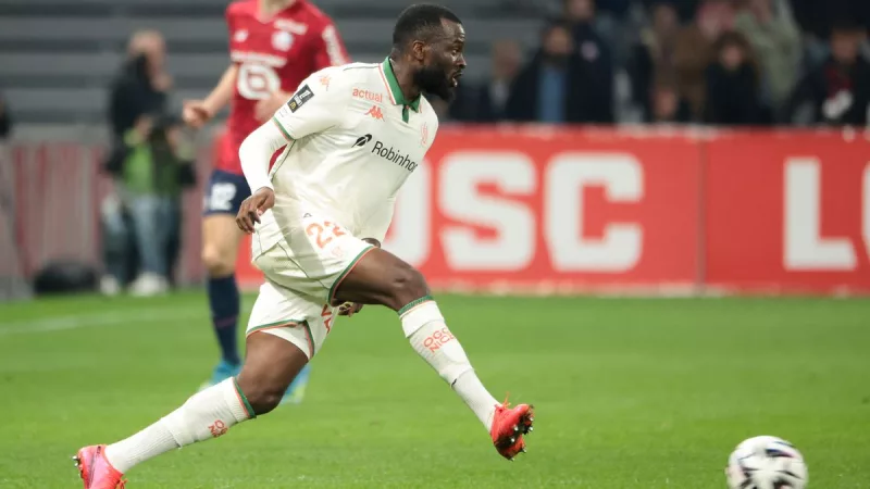 Gdzie jest Tanguy Ndombele? Rekordowy transfer Tottenhamu bez klubu