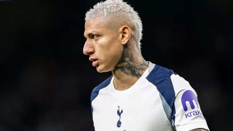 Vasco czeka na odpowiedź Tottenhamu w sprawie Richarlisona. Trener: „moje milczenie mówi wszystko”