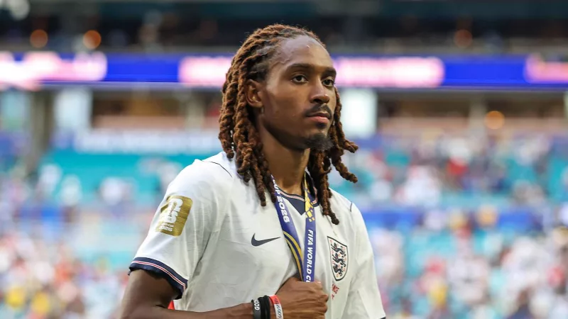 Sprzedaż Spence'a do Interu coraz mocniej uwiera Tottenham