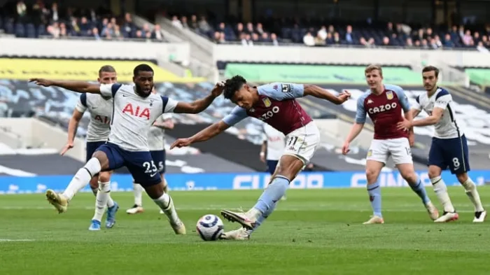 Aston Villa przyjeżdża do Londynu